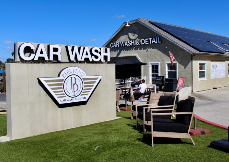 Park Place Car Wash Encinitas lounge